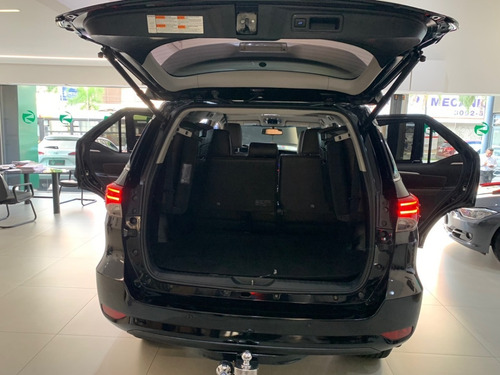 Imagem 14 de 15 de Sw4 Srx 2018/2019 Disel 4x4 Preta Impecavel