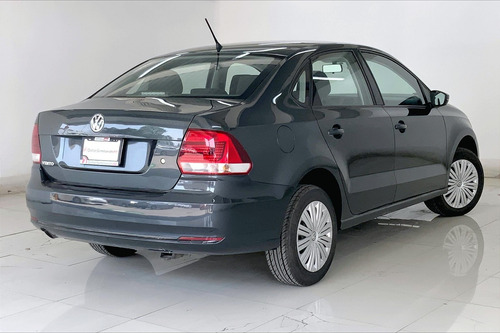 Imagen 13 de 15 de Volkswagen Vento Sedan 4 Pts Comfortline, Tm5, A/ac, Ra-15