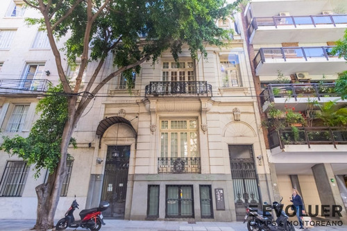 Imagen 2 de 30 de Impecable Ex Casa Parliament 3 Plantas, Amplios Despachos- Recoleta