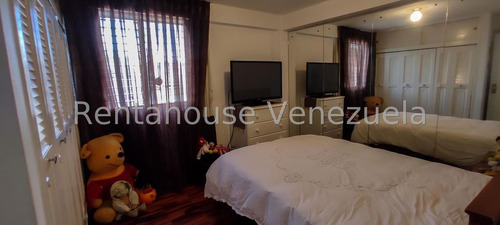 Amplio Apartamento En Venta Entrada Cerro Verde Nb 5-6119