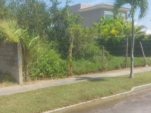 Imagen 3 de 4 de Terreno Unifamiliar En Puerto Encantado, Higuerote