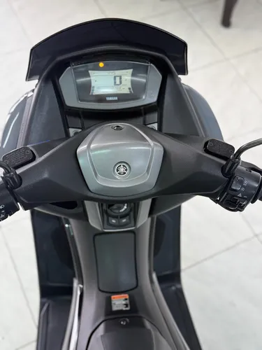 Yamaha Nmax 2024