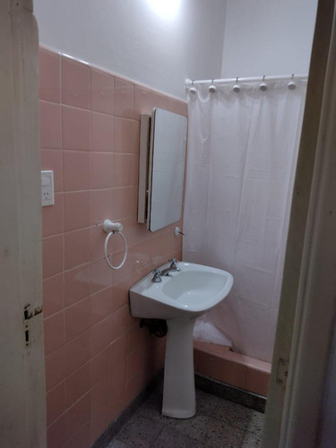 Imagen 7 de 11 de Tipo Casa 3 Ambientes Con Amplio Fondo