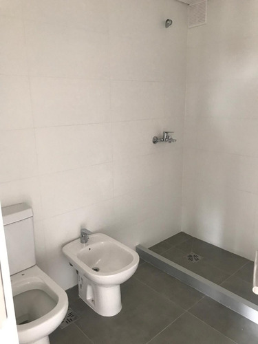 Imagen 8 de 13 de Apartamento 2 Dormitorios - Parque Batlle - Vis