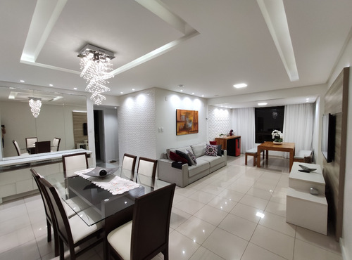 Apartamento Com 3 Quartos ( 1 Suíte), Dependência, Candeal - 114m²