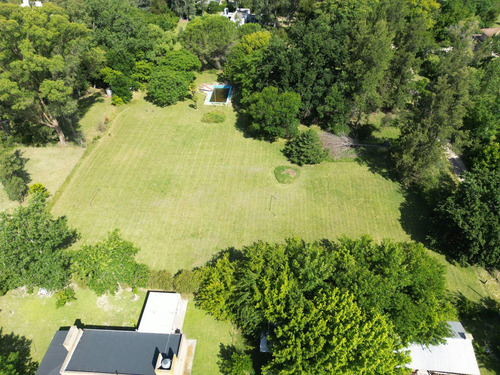 Venta Terreno En Barrio Los Bosquecitos Brandsen