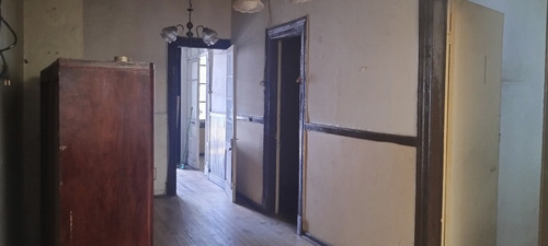 Casa 4 Dormitorios Cerca De Metro Einstein