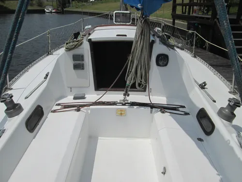 Velero Pandora 27