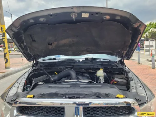 Dodge Ram 5.7 1500 Slt 4x2