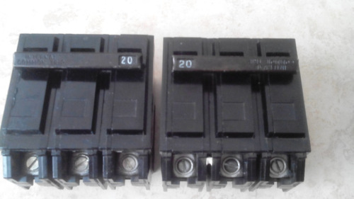 Breaker 3x20 Amp Empotrar General Electric