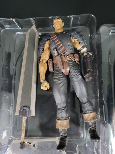Figma 138 - Griffith & Guts (Usado)