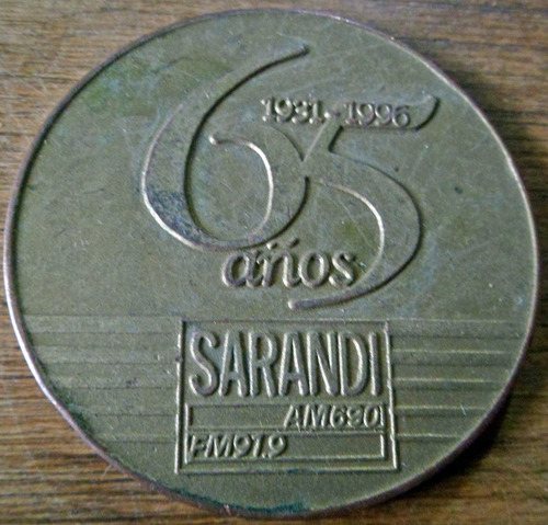 Medalla 65 Años Radio Sarandi Am 690 Año 1996 6 Cms. Diametr