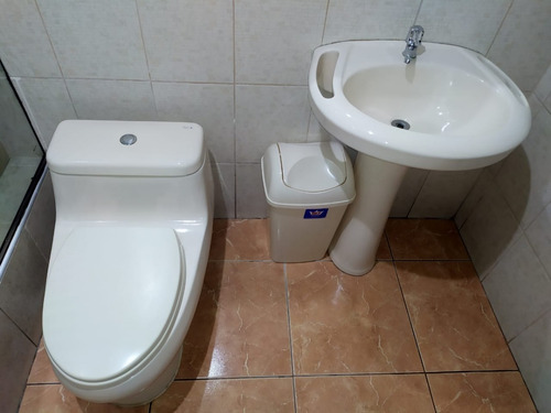 Imagen 10 de 12 de Alquiler De Habitación Amplia Jesús María
