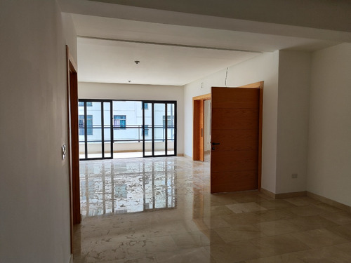 A6 .- Piantini .- 200 Metros .- 3 Dormitorios .- Con O Sin Línea Blanca *solicite El Video Del Apartamento *