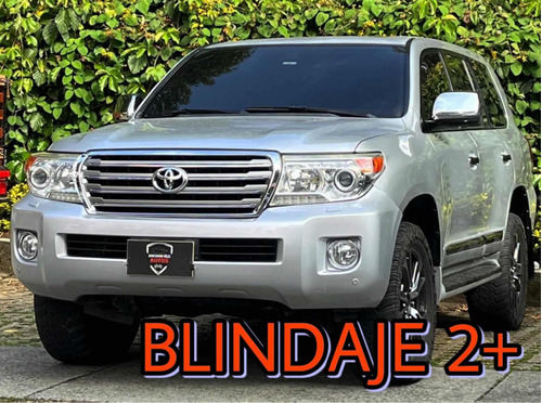 Toyota Land Cruiser 5.7 Vx Lc200