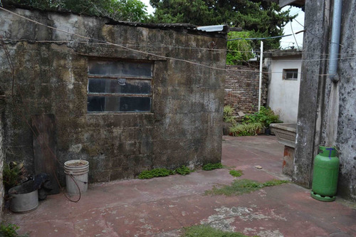 Casa Pasillo Venta Cullen 1800 2 Dormitorios