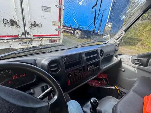 Hino 300 Dutro Refrigeración Nqr Npr 11500 Peso Báscula