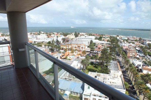 Imagen 2 de 30 de Hermoso Con Vista Total Al Puerto Divino