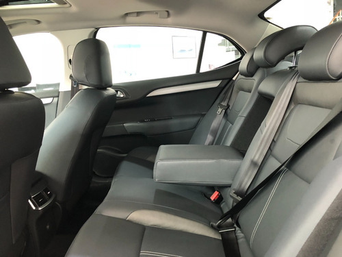 Imagen 23 de 25 de Citroën C4 Lounge 1.6 Hdi 115 Feel Pack