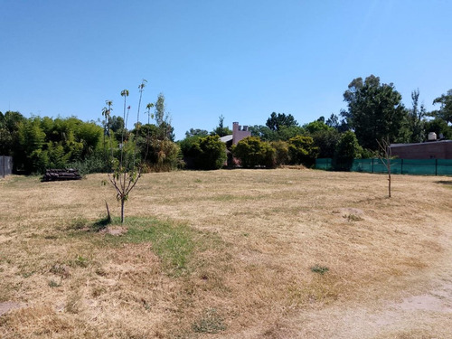 Se Vende Terreno En Colastine Norte, Aldea Setubal