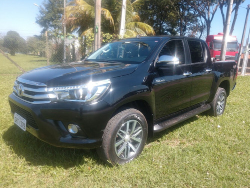 Toyota Hilux 2.8 Tdi Srx Cab. Dupla 4x4 Aut. 4p