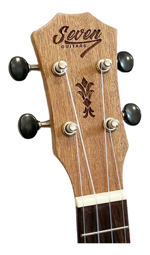 Imagem 4 de 6 de Ukulele Soprano Seven Sukp-21 Mh Pineaplle