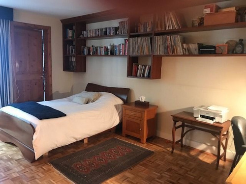 Casa En Calle Cerrada Con Seguridad