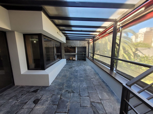 Hermosa Casa Frente Al Shopping Punta Carretas