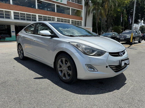 Hyundai Elantra GLS 1.8 16V Aut.