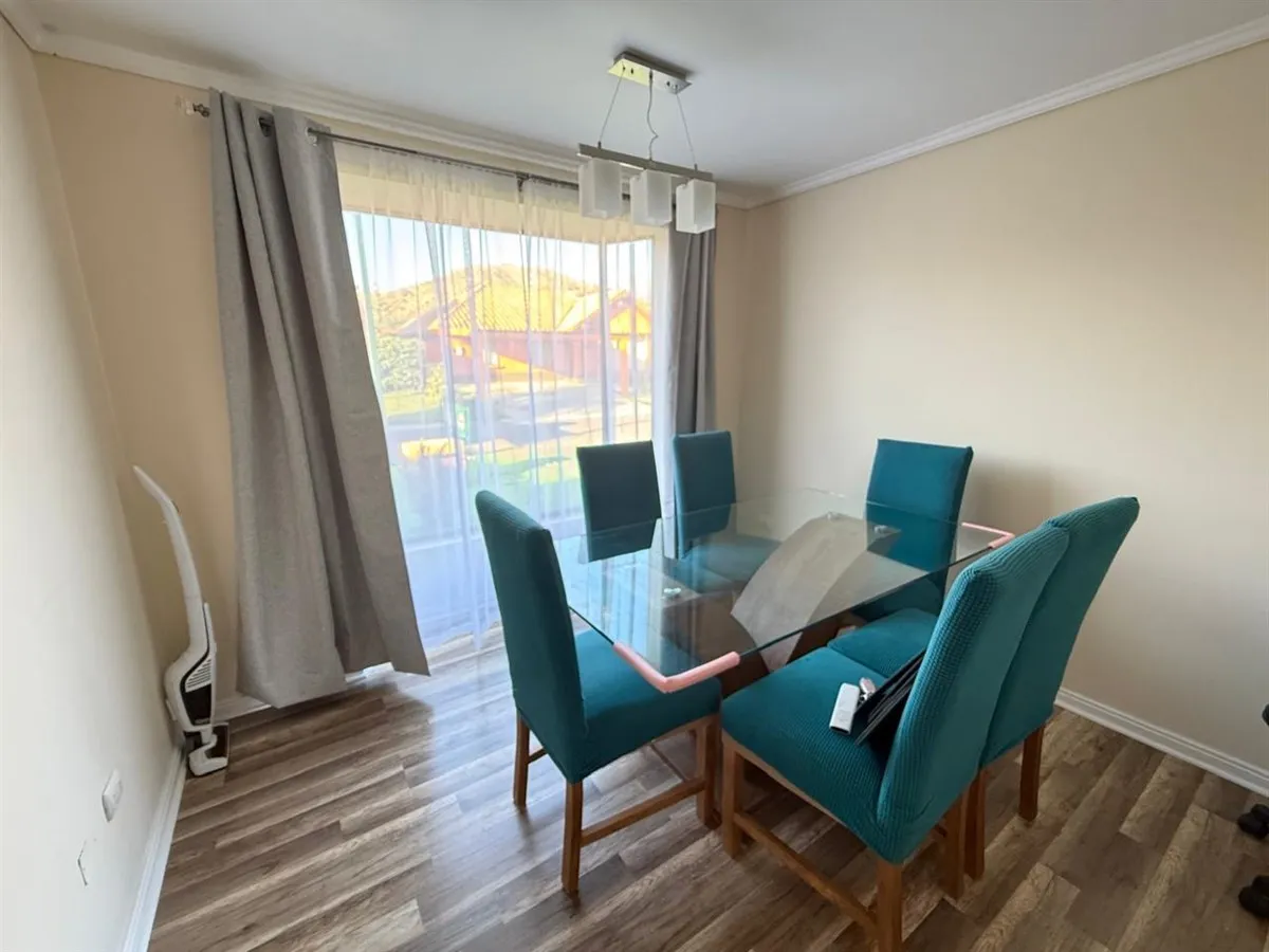 Imagen 4 de 12 de Se Arrienda Casa 3d 3b Condominio Ayres De Chicureo
