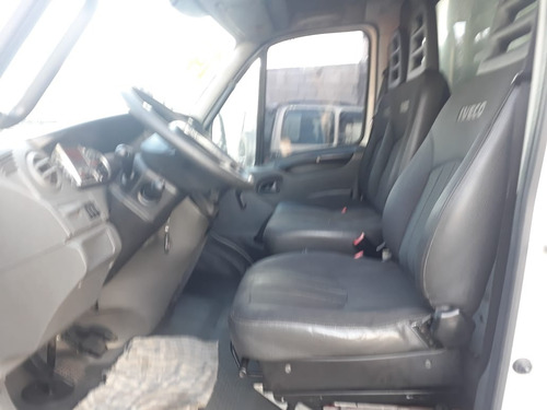 Imagem 6 de 15 de Iveco Daily 35s14 Hdcs,ano 2013/2014,somente Venda!!!!!