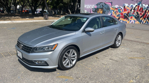 Volkswagen Passat SEL Highline
