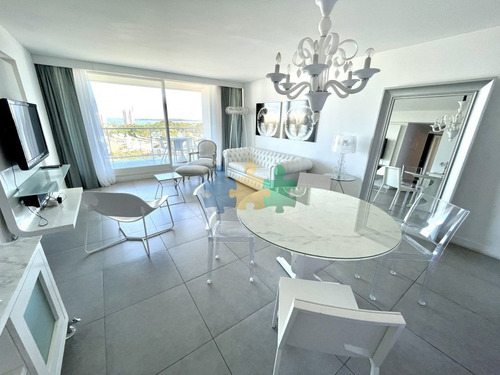 Imagen 2 de 28 de Apartamento De Primera Categoria En Torre Con Amenities