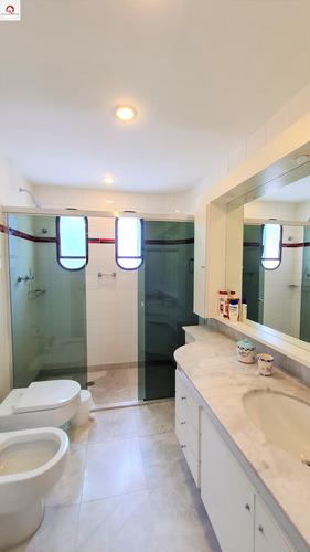 Imagem 14 de 21 de Apartamento Na Praia Das Pitangueiras - Guarujá - Calçadão - Vista Para O Mar - 4 Dormitórios (3 Suítes) - Sala Para 3 Ambientes - Sacada - Vagas - Ap05779 - 69283713