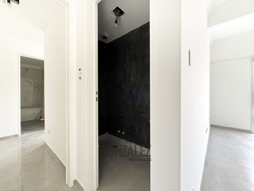 Venta Depto 3 Ambientes En Liniers