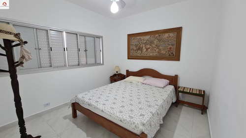Imagem 8 de 17 de Praia Das Astúrias - Frente Para O Mar - 3 Dormitórios ( 1 Suíte ) - Reformado - Sala Para 3 Ambientes - Sacada - 1 Vaga De Garagem - Lazer - Ap05714 - 69226634