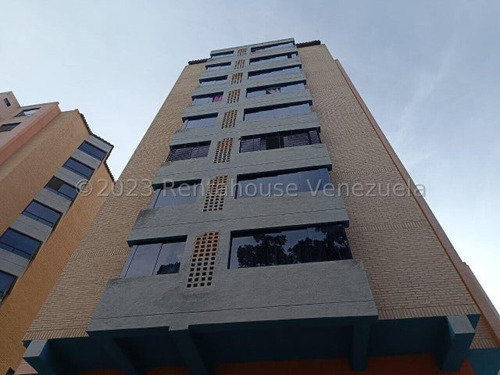 Juan Carlos González. Renta House Carabobo Vende Apto. Res. Santa Clara Valencia Mls #24-6323 Rah/jcg.