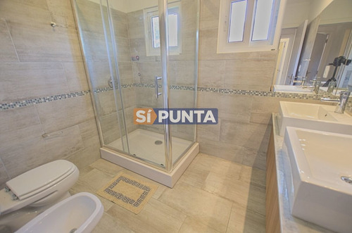 Imagen 10 de 19 de Casa En Venta - La Arbolada