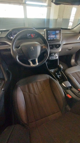 Peugeot 2008 1.6 Feline