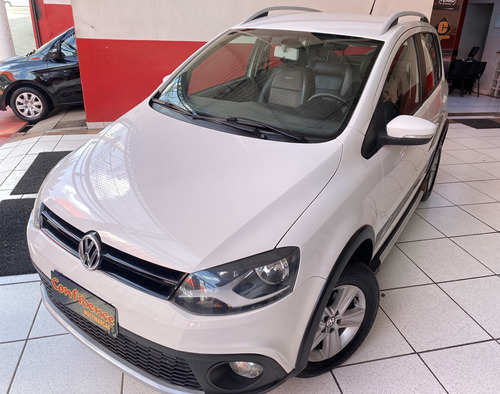 Volkswagen Crossfox 1.6 MI FLEX 8V 4P MANUAL