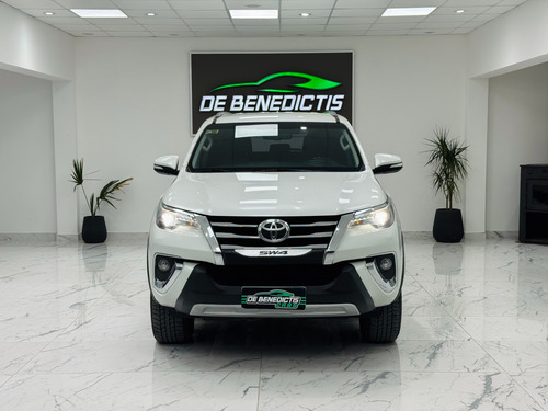 Toyota Hilux SW4 2.8 Srx 177cv 4x4 7as At