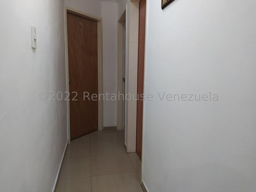 Imagen 8 de 13 de Apartamento En Venta, Ubicado En La Urb. Bosque Alto, Maracay 22-23398