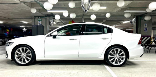 Volvo S60 2.0 T5 Momentum At