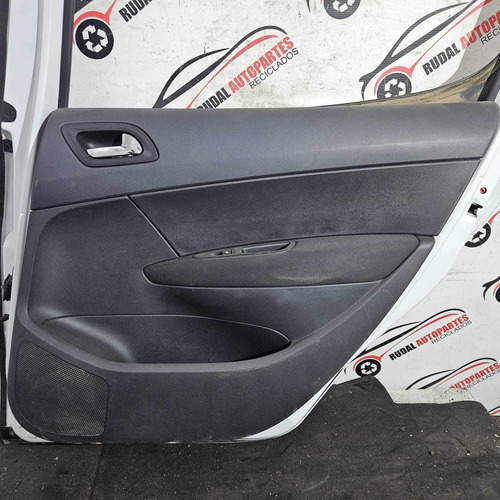 Tapizado Puerta Trasera Derecha Peugeot 308 ----