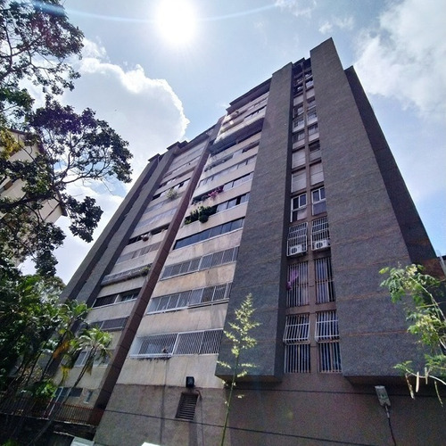 Imagen 2 de 8 de Vendo Apartamento 144m2 4h/3b/2pe La Urbina 2911