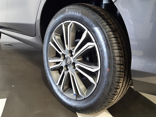 Fiat Cronos 1.8 16v Precision Pack Style