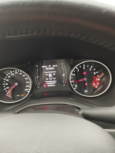 Imagem 12 de 14 de Fiat Toro 2020 1.8 16v Freedom Flex 4x2 Aut. 4p