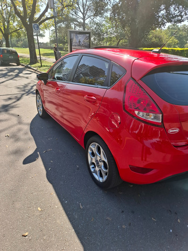 Ford Fiesta Kinetic 1.6 Design 120cv Titanium