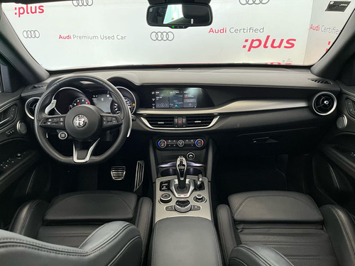 Alfa Romeo Stelvio 2.0L L4 Turbo Veloce Awd