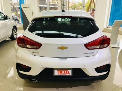 Imagen 10 de 16 de Chevrolet Cruze 5p 1.4t Premier At